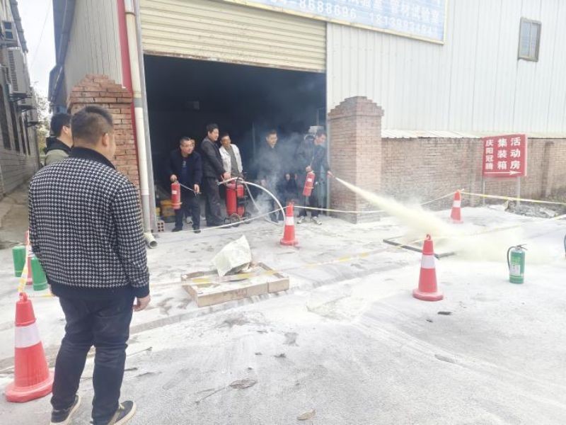 甘肅恒達工程檢測有限公司成功舉辦“強化安全意識，共筑消防防線” 消防安全演練活動