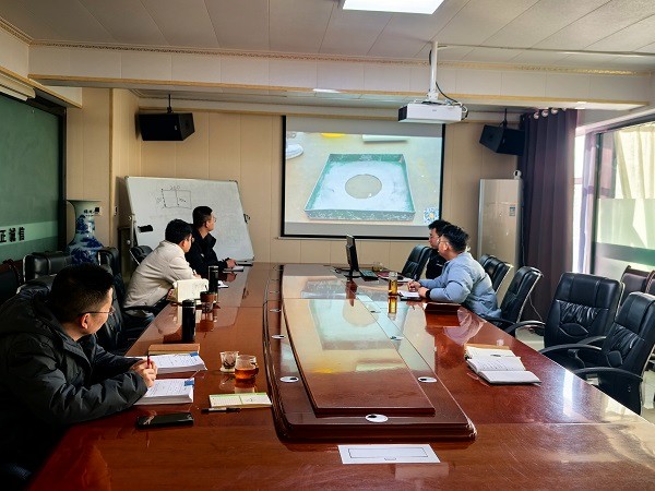 深化理論學(xué)習(xí)，淬煉實踐能力